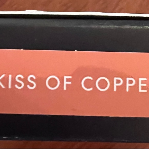 Radiant complexion set - Picture 5 of 5